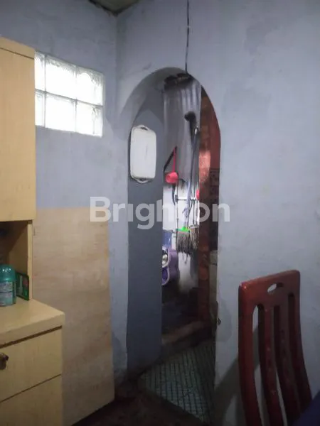 image RUMAH MUNGIL TANPA CARPORT DI TEMPAT YANG SANGAT STRATEGIS (7)