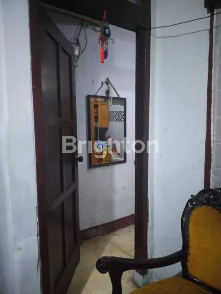 image RUMAH MUNGIL TANPA CARPORT DI TEMPAT YANG SANGAT STRATEGIS (5)