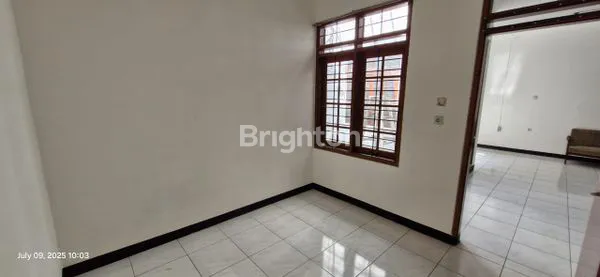 image SEWA RUMAH BARU RENOVASI DI TAMAN HOLIS INDAH BANDUNG  (6)