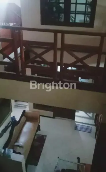 image RUNGKUT ASRI TRWT LINGKUNGAN NYAMAN SELANGKAH RAYA MERR MCD YAKAYA  (5)