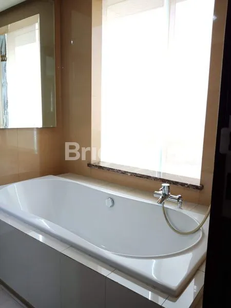 image DIJUAL 1 UNIT APARTEMEN  THE MENSION AT KEMANG, JAKARTA SELATAN (4)