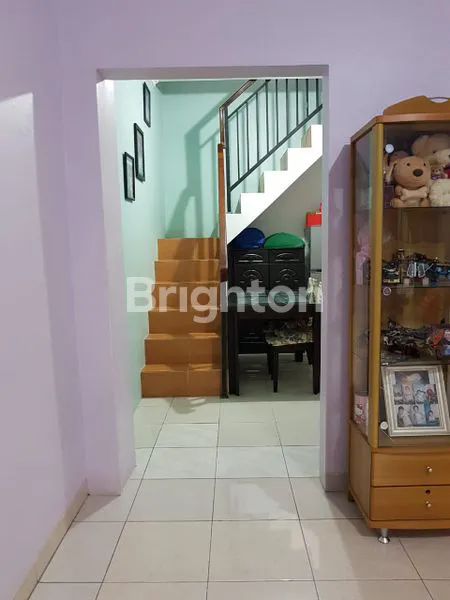 image HUNIAN 2 LANTAI DI DEPOK (4)