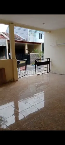DISEWAKAN/DIJUAL RUMAH DI PLAMONGAN INDAH