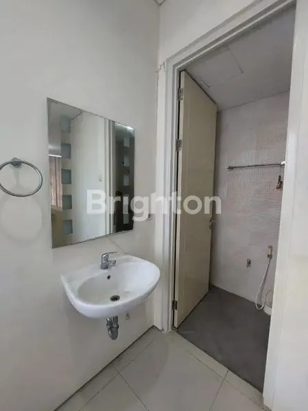 image RUMAH DI ROYAL RESIDENCE HAREWOOD FURNISH  (3)