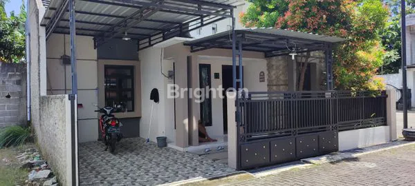 image MINIMALIS DAN RAPAT (2)