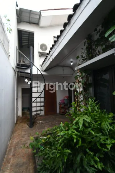 image RUMAH USAHA SIAP PAKAI DI NUSA LOKA BSD (8)