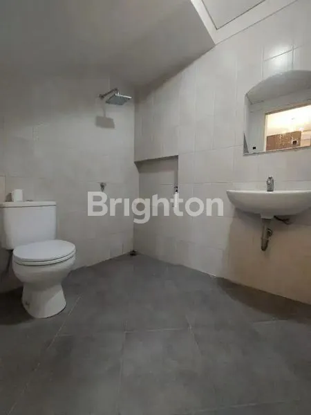 image RUMAH DI ROYAL RESIDENCE HAREWOOD  (3)