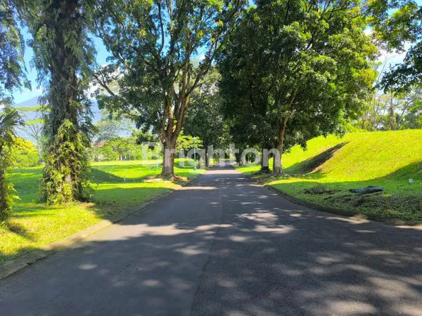 image KAVLING TANAH VIEW GOLF, GUNUNG SALAK DAN GUNUNG GEFE PANGRANGO DI RANCAMAYA GOLF ESTATE BOGOR (5)