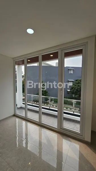 image RUMAH BRAND NEW MUTIARA TAMAN PALEM MALIBU 3 LANTAI (3)