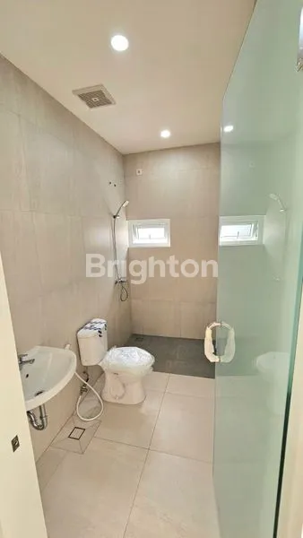 image RUMAH BRAND NEW MUTIARA TAMAN PALEM MALIBU 3 LANTAI (6)