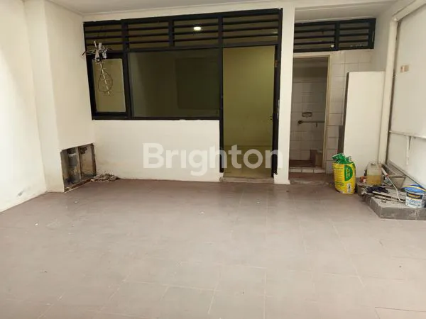 image RUKO DI PLUIT SELATAN JAKARTA UTARA (2)