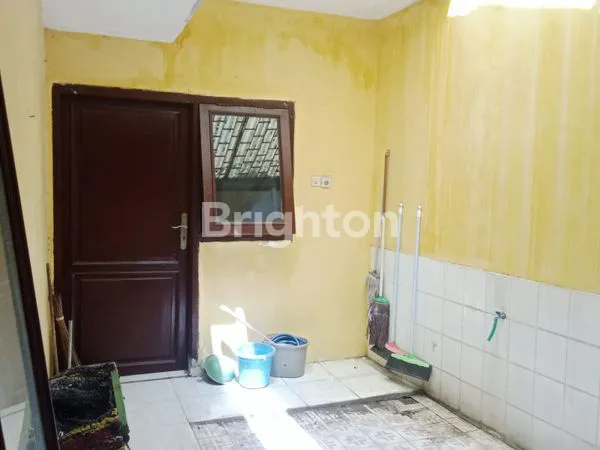 image DIJUAL DAN DISEWAKAN RUMAH DI KUTISARI SURABAYA (7)