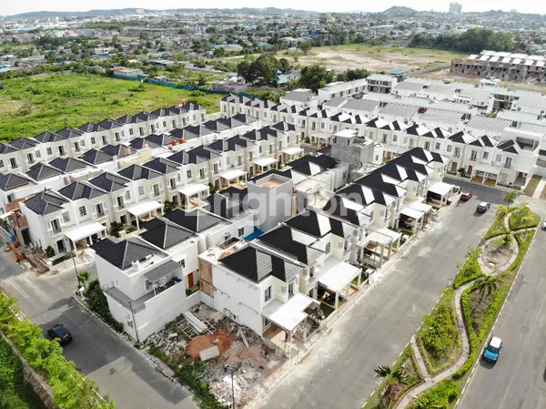 image RUMAH MEWAH DI SEKITARAN BATAM CENTER (3)