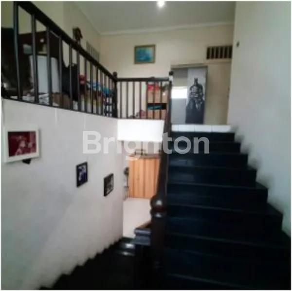 image RUMAH 2 LANTAI SEMI FURNISH SIMPANG DARMO PERMAI POSISI HOOK (5)