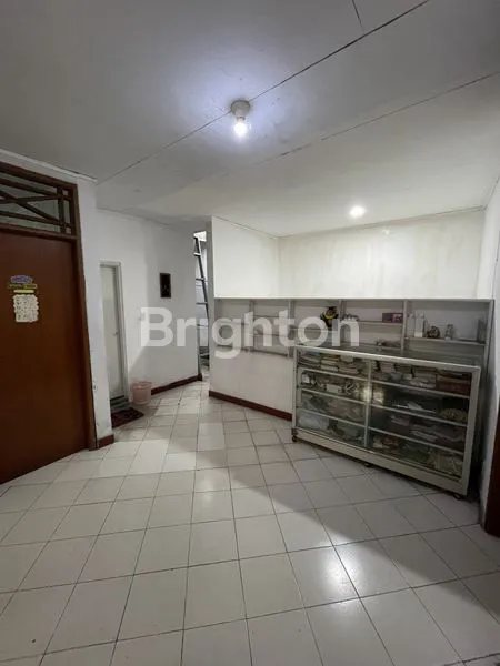 image RUMAH SIAP HUNI DI HOEK – KAVLING DKI CIPAYUNG, CILANGKAP JAKARTA TIMUR (8)