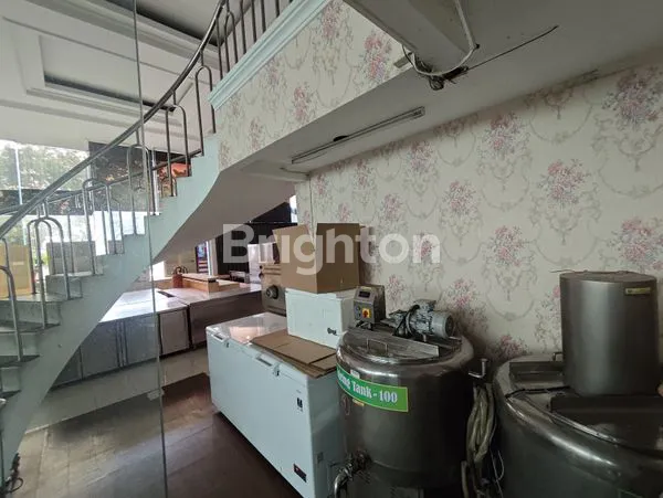 image BANGUNAN 2 LANTAI DI SUNTER JAKARTA UTARA. COCOK UNTUK KANTOR, SUPERMARKET, RESTORAN MAUPUN GUDANG. (6)