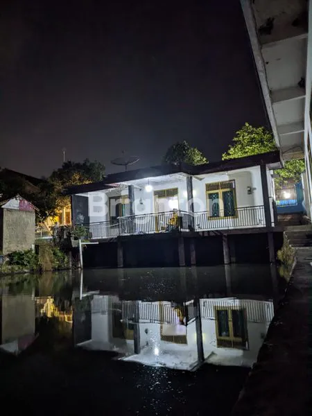 DIJUAL RUMAH VILLA DAERAH LELES GARUT, VIEW ALAM YANG MEMUKAU, SEBELAH MESJID, DEKAT DENGAN PESANTREN,  DEKAT ALUN-ALUN LELES,  DAN KEBUN BINATANG KADUNGORA, WISATA GARUT, CIPANAS BATU