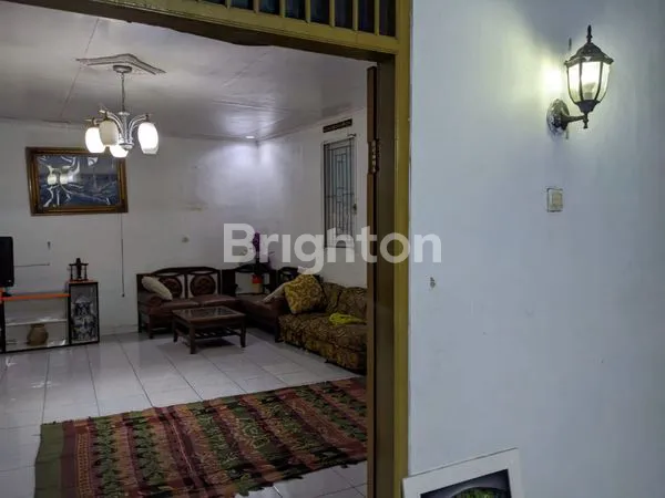 image DIJUAL RUMAH VILLA DAERAH LELES GARUT, VIEW ALAM YANG MEMUKAU, SEBELAH MESJID, DEKAT DENGAN PESANTREN,  DEKAT ALUN-ALUN LELES,  DAN KEBUN BINATANG KADUNGORA, WISATA GARUT, CIPANAS BATU (3)