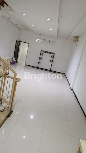 image RUKO 3 LANTAI  NOL JALAN RAYA DI KLAMPIS JAYA SURABAYA  TIMUR (4)