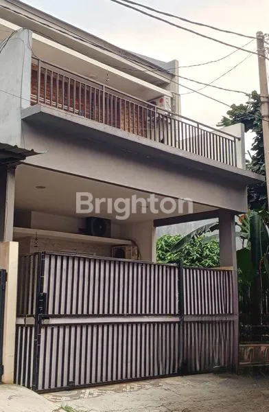 RUMAH SIAP HUNI 2 LANTAI DI REGENSI MELATI MAS, SERPONG