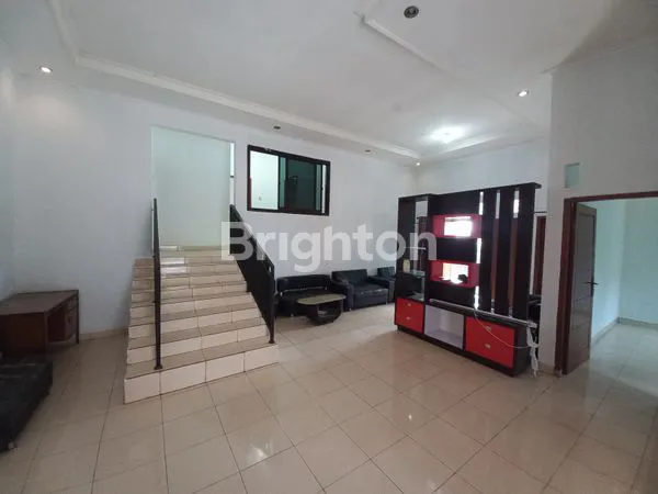 image RUMAH  BESAR TERAWAT DI DEKAT KAWASAN KOTA BARU PARAHYANGAN PADALARANG ( KBP ) (2)