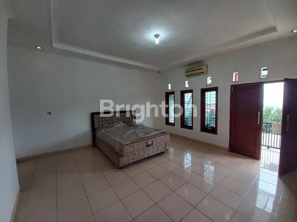 image RUMAH  BESAR TERAWAT DI DEKAT KAWASAN KOTA BARU PARAHYANGAN PADALARANG ( KBP ) (3)