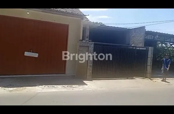 image JUAL CEPAT RUMAH BESERTA RUKO DAN LAHAN STEAM CAR WASH (1)