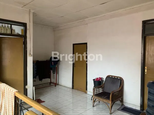 image RUMAH MAINROAD CIBOLERANG RAYA AREA DEKAT PERGUDANGAN (4)