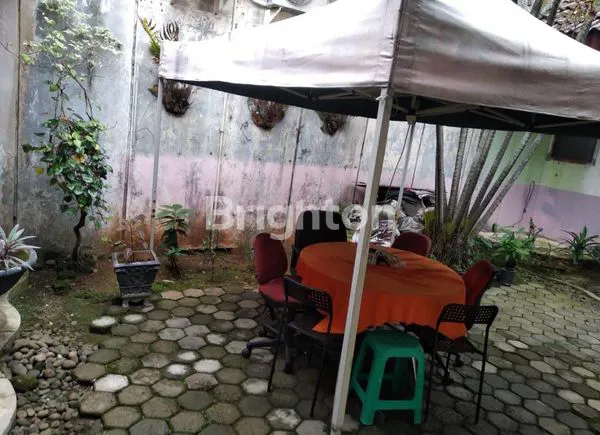 image RUMAH MEWAH LOKASI DEKAT SCBD (4)
