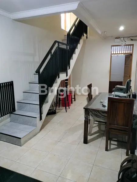 image RUMAH DI JALAN MOH. SAIDI 1, PETUKANGAN SELATAN,  JAKARTA SELATAN DIBAWAH HARGA PASAR,  SHM, (BISA NEGO), SIAP HUNI, 2 LANTAI, LT:172M, LB:184M, KT:4, KM:3, SIAP HUNI (7)