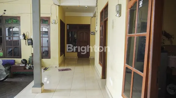 image  RUMAH KOST 2 LANTAI LOKASI STRATEGIS PUSAT KOTA DENPASAR BARAT – DEKAT LAPANGAN PUPUTAN & KAMPUS! (6)