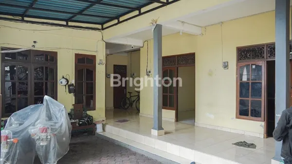 image  RUMAH KOST 2 LANTAI LOKASI STRATEGIS PUSAT KOTA DENPASAR BARAT – DEKAT LAPANGAN PUPUTAN & KAMPUS! (8)