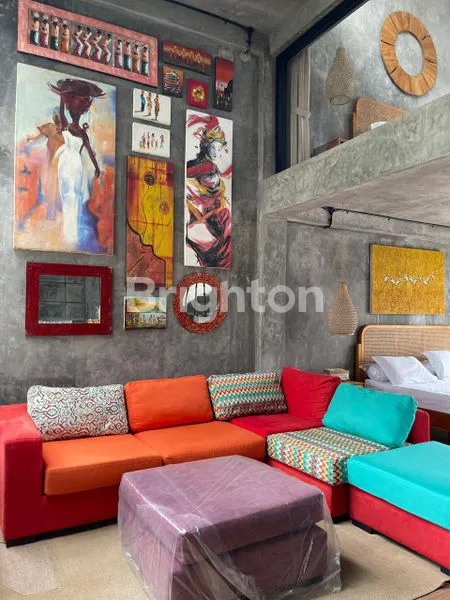 image RUMAH CANTIK MUNGIL 3 LANTAI DI KEROBOKAN – BANGUNAN KOKOH & FUNGSIONAL (6)