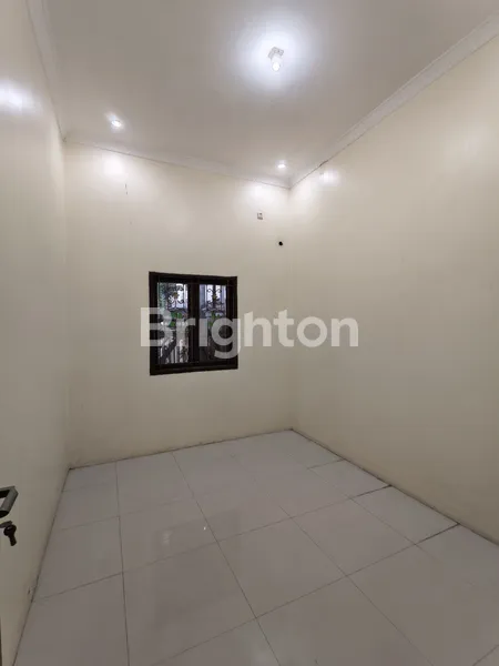 image RUMAH 2 LANTAI DI PINANG RAYA, TANGERANG KOTA (4)