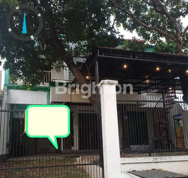 RUMAH MENGHADAP JALAN RAYA COCOK UNTUK USAHA DAN TEMPAT TINGGAL