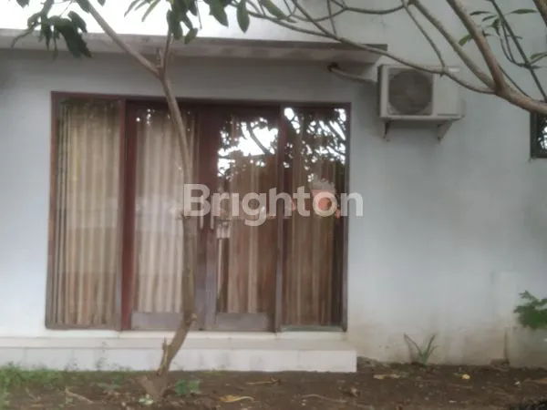 image RUMAH NYAMAN & LUAS DI TENGAH DI DENPASAR BARAT (2)