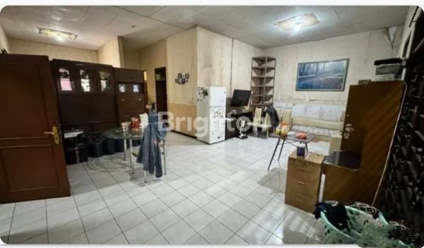 image RUMAH 1 LT JALAN UTAMA KOMPLEK TAMAN MUTIARA CIMAHI (4)