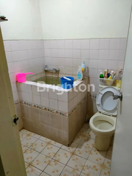 image 7JT AN/M² RUMAH HITUNG TANAH RUNGKUT MAPAN SURABAYA  (8)