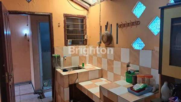 image INVESTASI MENGUNTUNGKAN! RUMAH MERANGKAP TOKO DI JATIHANDAP REGENCY CIMENYAN BANDUNG DENGAN LOKASI STRATEGIS (3)