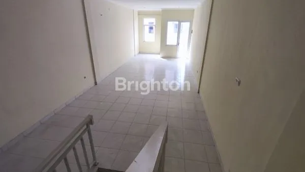 image RUKO 3 LANTAI SIAP PAKAI DI KAWASAN BANJAR WIJAYA (5)