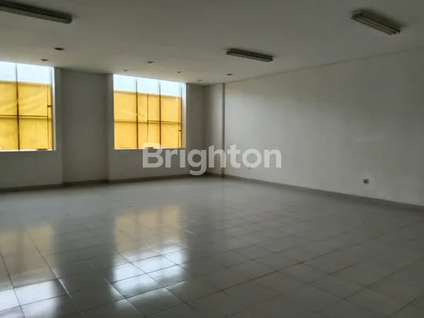 image RUKO 5 LT BOULEVARD KELAPA GADING (3)