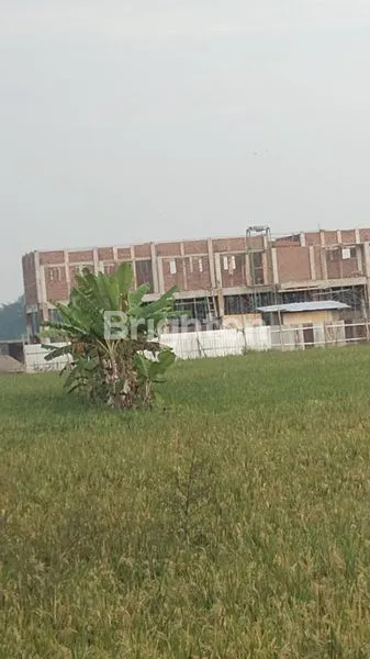 image TANAH MURAH BISA UNTUK INSVESTASI LAHAN PARKIR (2)