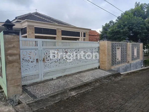 RUMAH FULL FURNISHED DEKAT UNNES LAHAN LUAS UNTUK KOS KOSAN ATAU INVESTASI