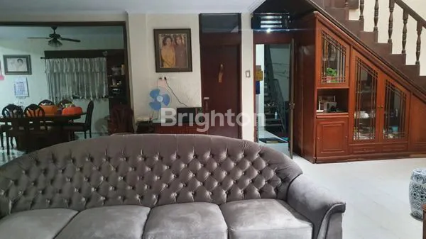 image RUMAH TINGGAL DUA LANTAI AKSES MUDAH KEMANA MANA LOKASINYA SANGAT STRATEGIS CEMPAKA PUTIH JAKARTA PUSAT (6)