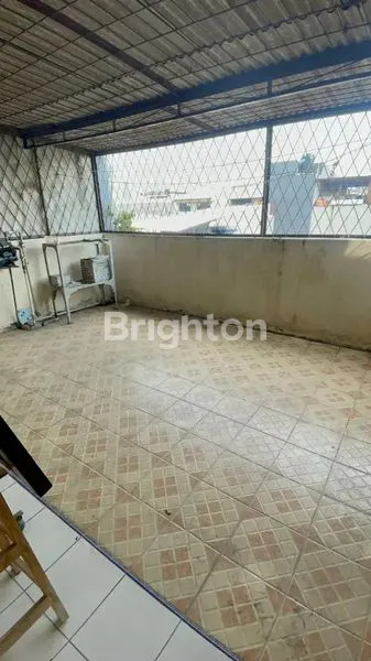 image RUMAH 4 LANTAI JELAMBAR UTAMA SAKTI  (7)