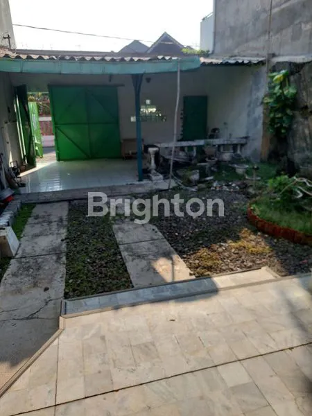 image DIJUAL RUMAH TENGAH KOTA SOLO (3)