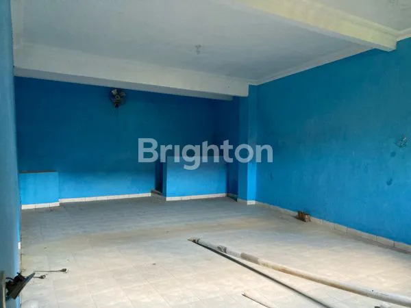 image RUKO MEWAH 3 LANTAI STRATEGIS JALAN RAYA JOGJA-SOLO (7)