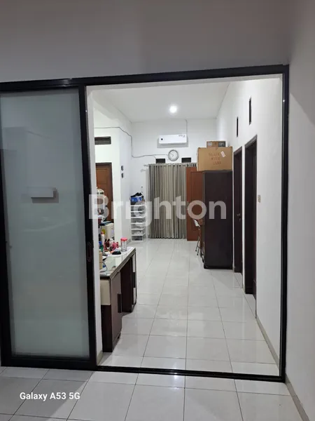 image RUMAH SIAP HUNI FURNISHED LOKASI PERMATA SAFIRA REGENCY !! (4)