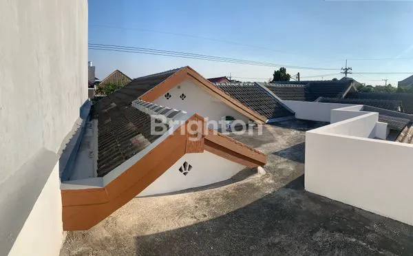 image RUMAH MEWAH CLUSTER PONDOK CHANDRA DEKAT PETRA ACITYA SHM (7)