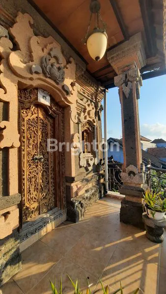 RUMAH KLASIK BALI 5 KAMAR TIDUR SIAP HUNI DI TUKAD PANCORAN DEKAT RENON
